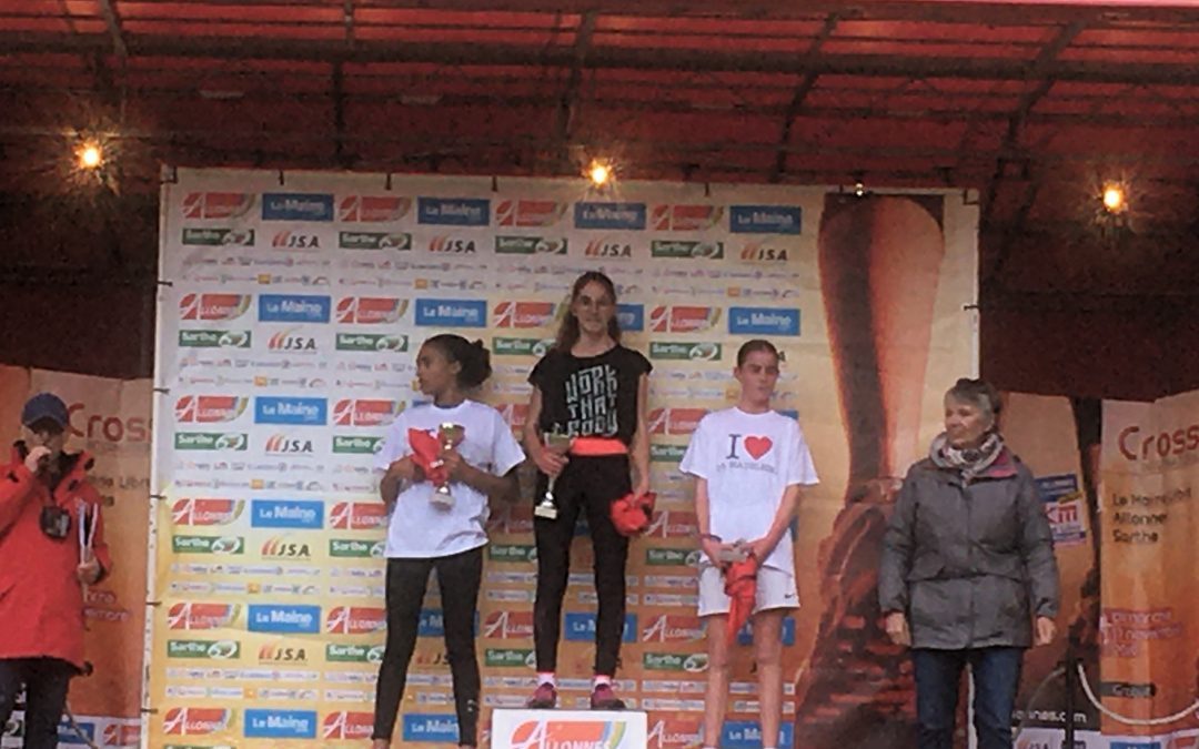 CHAMPIONNE DE DISTRICT DE CROSS